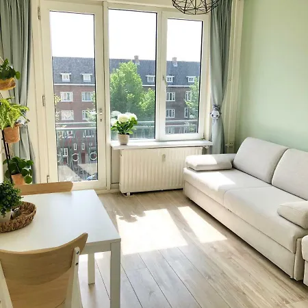 Beautiful Studio By The Cannel In Central Apartament *